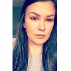 Meet your Posher, Jasmin